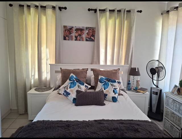 5 BEDROOM HOUSE FOR SALE IN WAVECREST